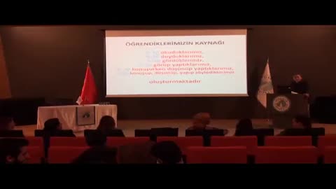 Simge Fıstıkoğlu ile Spikerlik ve Etkili Konuşma Söyleşisi 